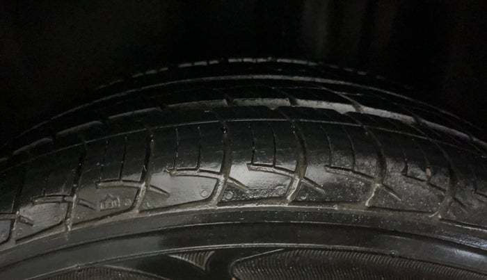 2020 Skoda Rapid AMBITION AT TSI, Petrol, Automatic, 22,310 km, Left Rear Tyre Tread