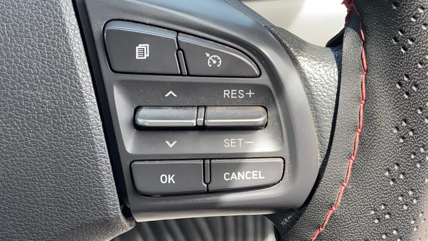 2024 Hyundai GRAND I10 NIOS SPORTZ AMT 1.2 KAPPA VTVT, Petrol, Automatic, 10,776 km, Adaptive Cruise Control