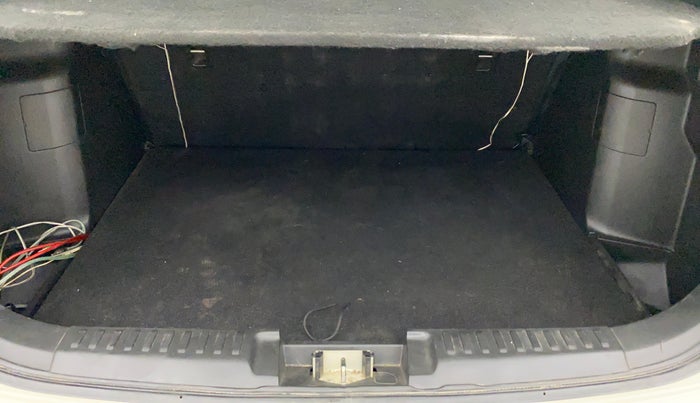 2019 Maruti Vitara Brezza VDI, Diesel, Manual, 51,259 km, Boot Inside