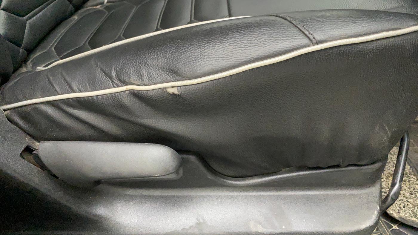 2019 Maruti Vitara Brezza VDI, Diesel, Manual, 51,259 km, Driver Side Adjustment Panel