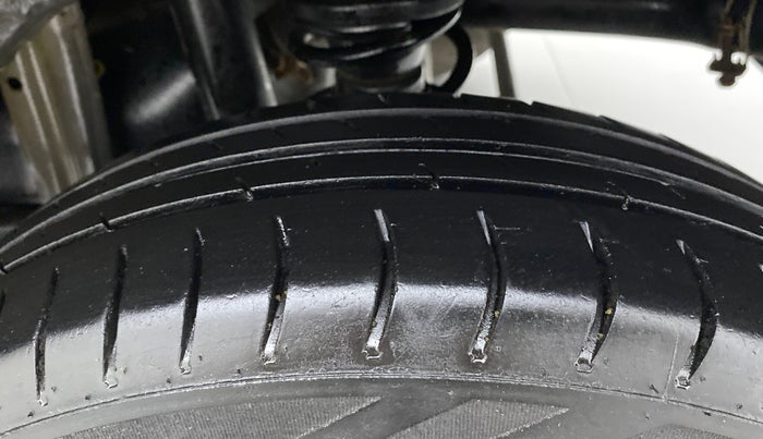 2019 Maruti Alto LXI, Petrol, Manual, 55,482 km, Left Rear Tyre Tread
