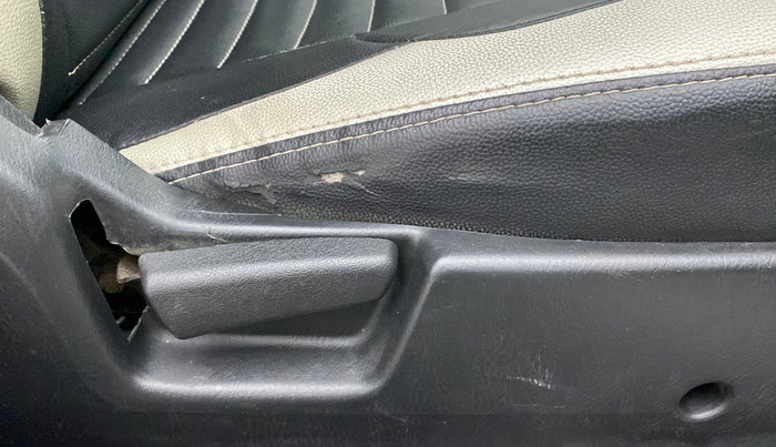 2019 Maruti Alto LXI, Petrol, Manual, 55,482 km, Driver Side Adjustment Panel