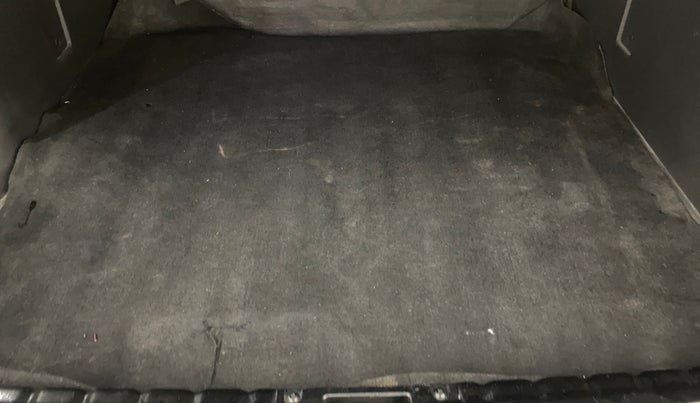 2014 Renault Duster 85 PS RXE DIESEL, Diesel, Manual, 1,22,542 km, Boot Inside