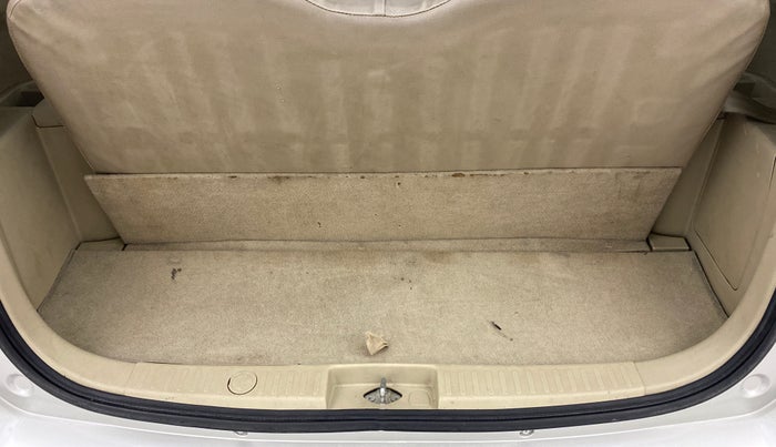 2014 Maruti Ertiga VXI, Petrol, Manual, 88,376 km, Boot Inside