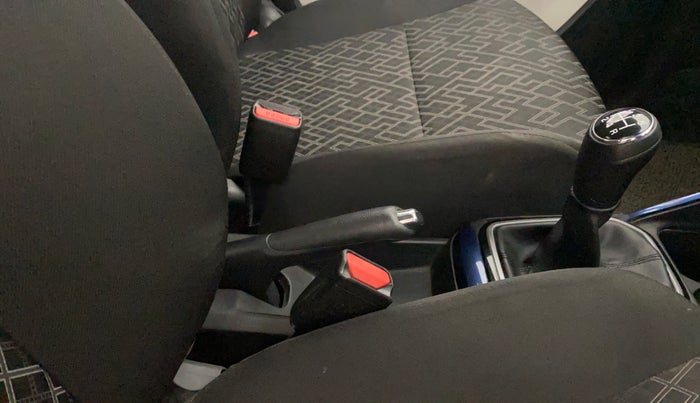 2022 Maruti IGNIS ZETA 1.2, Petrol, Manual, 33,411 km, Gear Lever