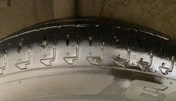 2022 Maruti IGNIS ZETA 1.2, Petrol, Manual, 33,411 km, Right Rear Tyre Tread