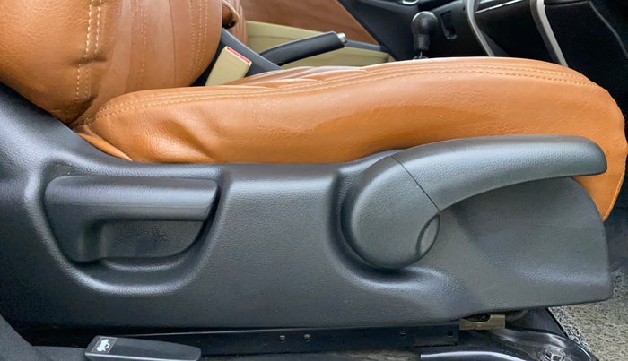 2019 Honda City 1.5L I-VTEC VX, Petrol, Manual, 30,588 km, Driver Side Adjustment Panel