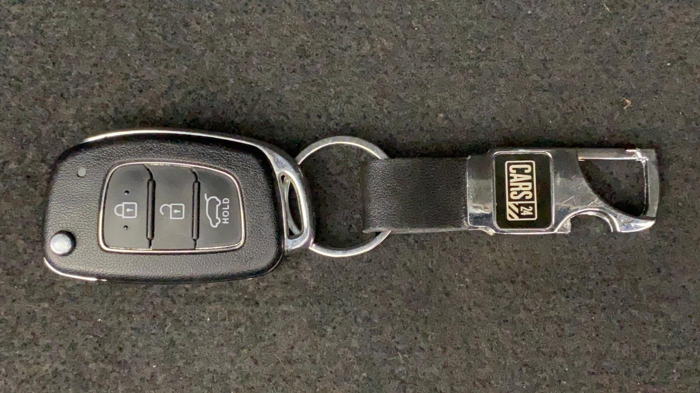 2021 Hyundai NEW I20 MAGNA 1.2 MT, Petrol, Manual, 18,159 km, Key Close Up