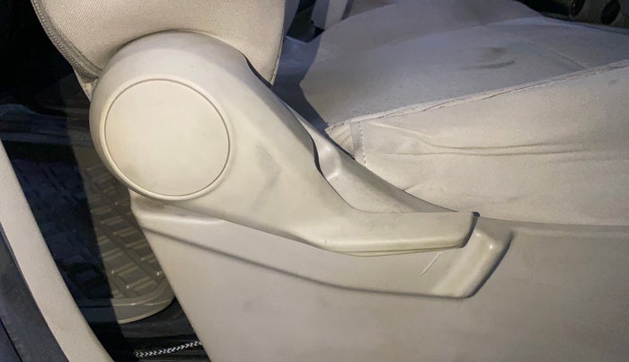 2024 Maruti Ertiga VXI AT SHVS, Petrol, Automatic, 34,912 km, Driver Side Adjustment Panel