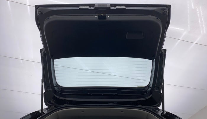 2021 KIA SONET GTX PLUS 1.5D  AT, Diesel, Automatic, 7,609 km, Boot Door Open