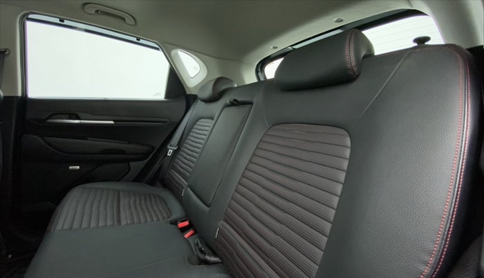 2021 KIA SONET GTX PLUS 1.5D  AT, Diesel, Automatic, 7,609 km, Right Side Rear Door Cabin