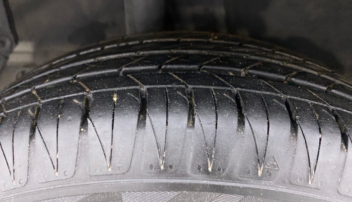 2021 KIA SONET GTX PLUS 1.5D  AT, Diesel, Automatic, 7,609 km, Right Rear Tyre Tread