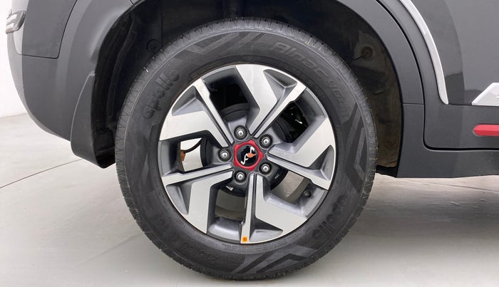 2021 KIA SONET GTX PLUS 1.5D  AT, Diesel, Automatic, 7,609 km, Right Rear Wheel