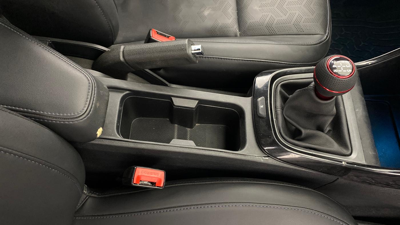 2021 Tata ALTROZ XZ PLUS PETROL DARK EDITION, Petrol, Manual, 26,075 km, Gear Lever