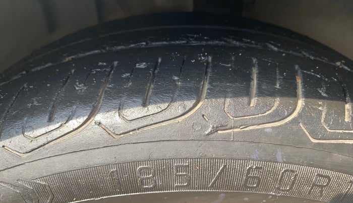 2022 Tata ALTROZ XZ PLUS PETROL, Petrol, Manual, 19,550 km, Right Front Tyre Tread