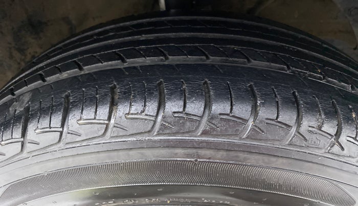 2016 Maruti Baleno DELTA 1.2 K12, Petrol, Manual, 91,065 km, Right Front Tyre Tread