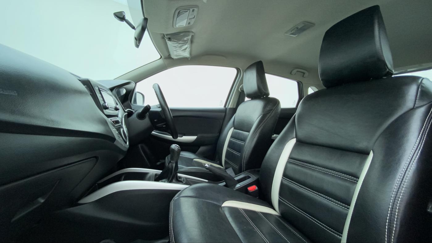 2016 Maruti Baleno DELTA 1.2 K12, Petrol, Manual, 91,065 km, Right Side Front Door Cabin