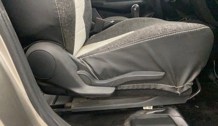 2018 Maruti Swift VXI, Petrol, Manual, 48,335 km, Driver Side Adjustment Panel