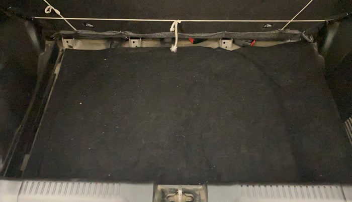 2018 Maruti Swift VXI, Petrol, Manual, 48,335 km, Boot Inside