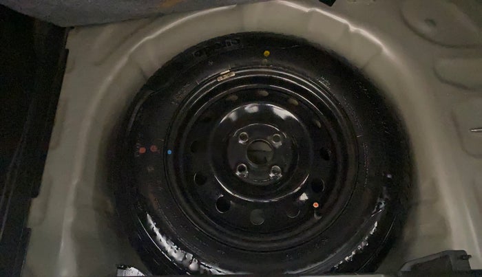 2018 Maruti Swift VXI, Petrol, Manual, 48,335 km, Spare Tyre