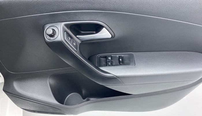 2019 Volkswagen Ameo COMFORTLINE 1.0L, CNG, Manual, 33,369 km, Driver Side Door Panels Control