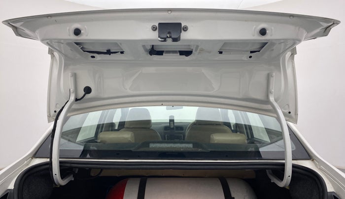 2019 Volkswagen Ameo COMFORTLINE 1.0L, CNG, Manual, 33,369 km, Boot Door Open