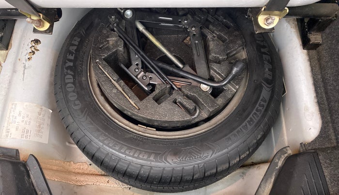 2019 Volkswagen Ameo COMFORTLINE 1.0L, CNG, Manual, 33,369 km, Spare Tyre