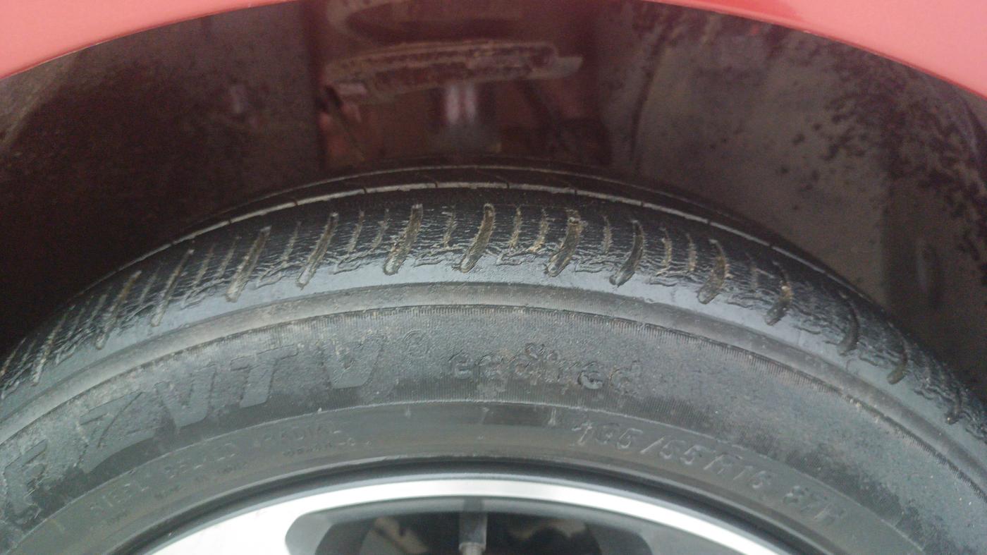 2020 Tata ALTROZ XZ PETROL, Petrol, Manual, 47,750 km, Right Front Tyre Tread