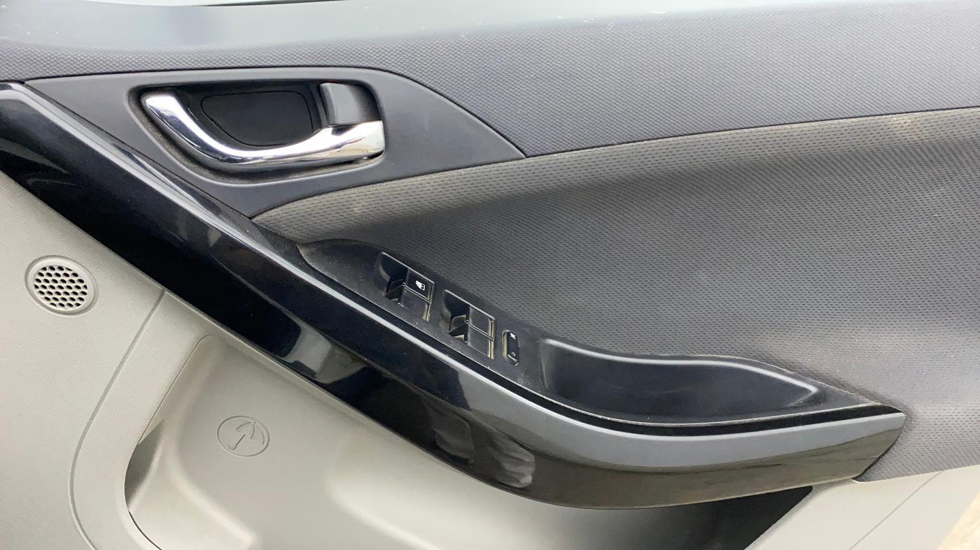 2019 Tata NEXON XZ PLUS PETROL, Petrol, Manual, 87,454 km, Driver Side Door Panels Control