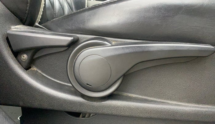 2019 Tata NEXON XZ PLUS PETROL, Petrol, Manual, 87,932 km, Driver Side Adjustment Panel