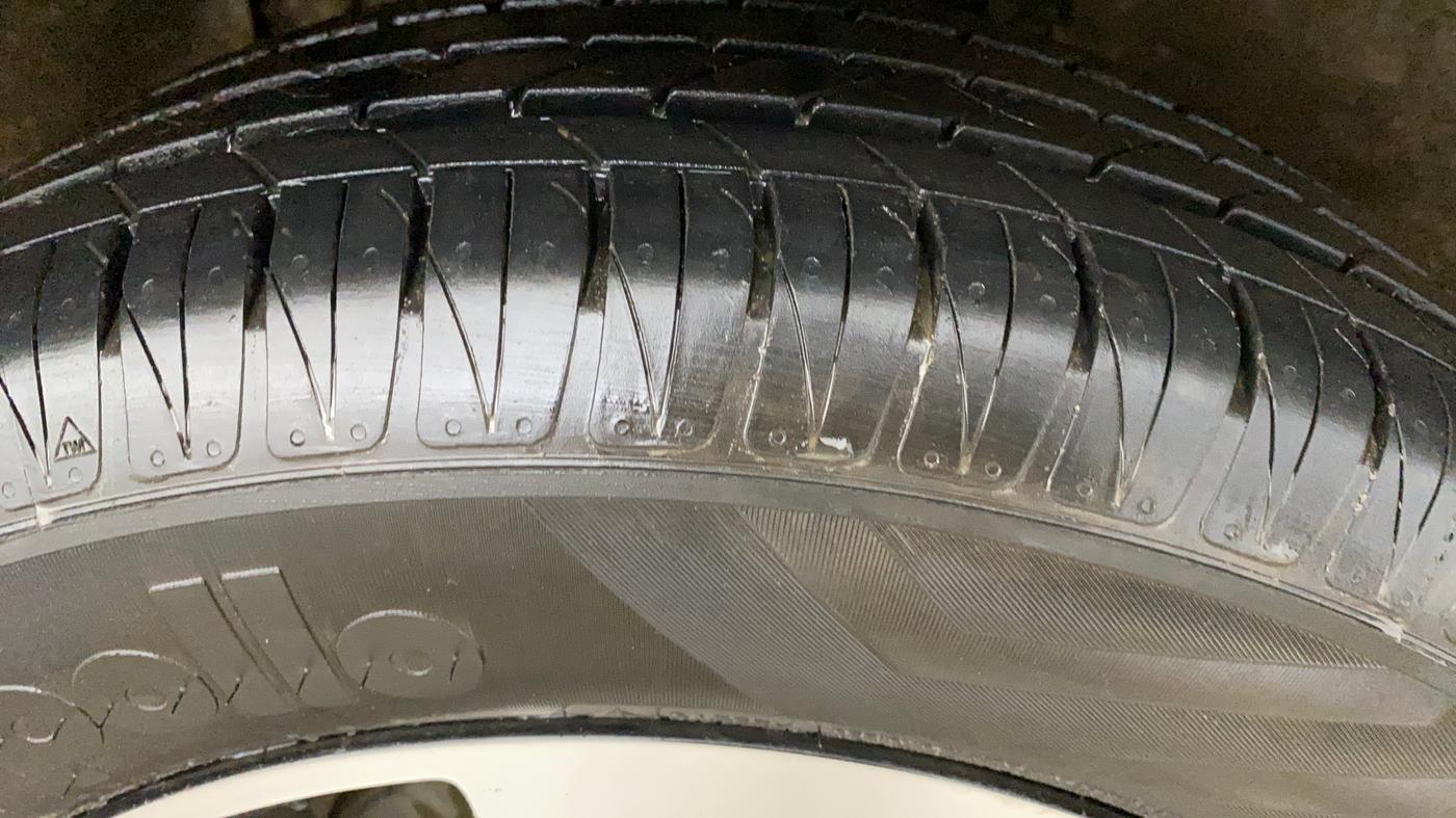 2019 Tata NEXON XZ PLUS PETROL, Petrol, Manual, 87,454 km, Right Front Tyre Tread