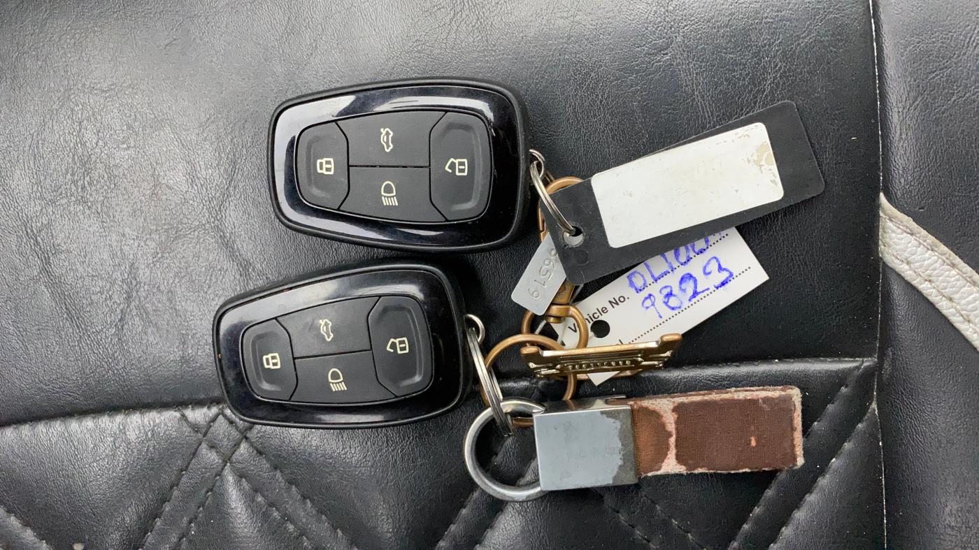 2019 Tata NEXON XZ PLUS PETROL, Petrol, Manual, 87,454 km, Key Close Up