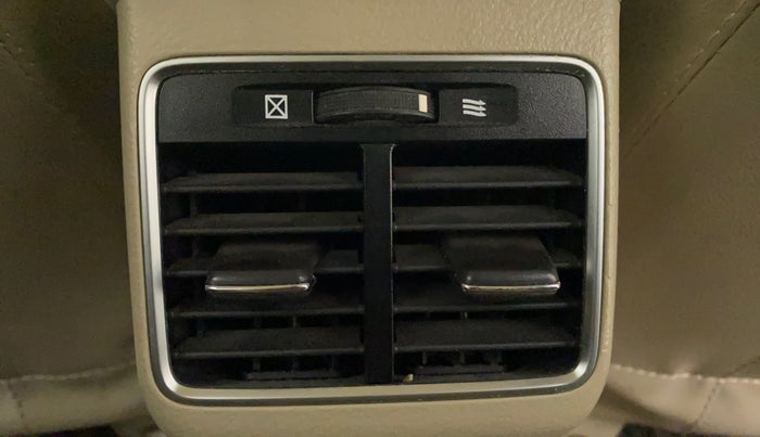 2015 Maruti Ciaz ZXI+, Petrol, Manual, 42,544 km, Rear AC Vents