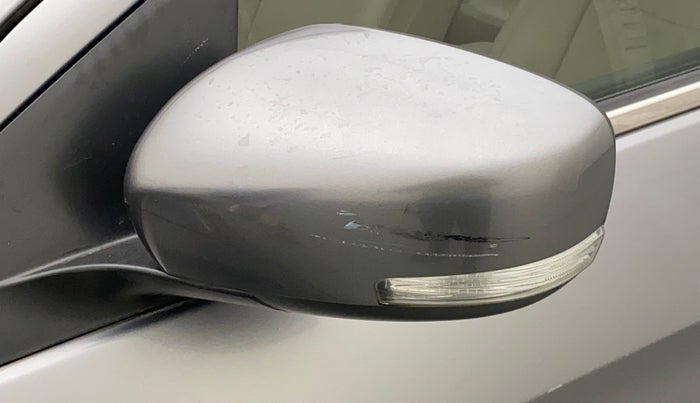 2015 Maruti Ciaz ZXI+, Petrol, Manual, 42,544 km, Left rear-view mirror - Minor scratches