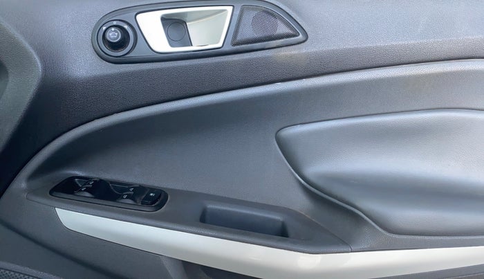 2013 Ford Ecosport TITANIUM 1.0L ECOBOOST (OPT), Petrol, Manual, 66,126 km, Driver Side Door Panels Control