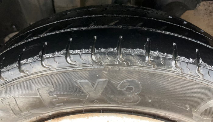 2018 Renault Kwid RXL 1.0, Petrol, Manual, 43,967 km, Left Front Tyre Tread