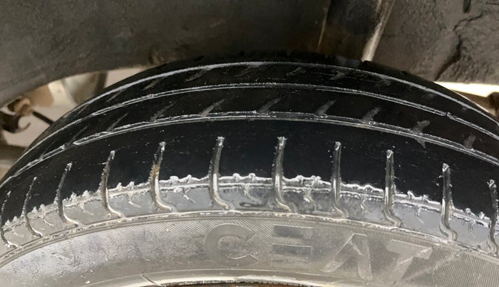 2018 Renault Kwid RXL 1.0, Petrol, Manual, 43,967 km, Left Rear Tyre Tread