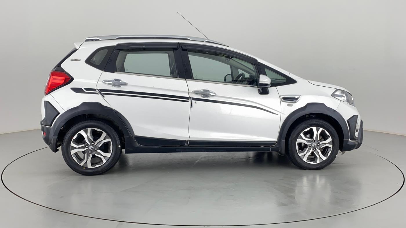 2018 Honda WR-V 1.5L I-DTEC S MT, Diesel, Manual, 86,586 km, Right Side View