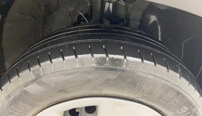 2022 Hyundai VENUE S 1.2, Petrol, Manual, 25,194 km, Right Front Tyre Tread