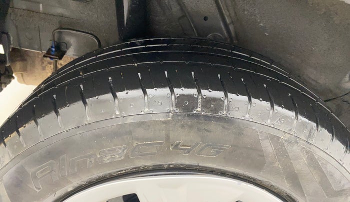 2022 Hyundai VENUE S 1.2, Petrol, Manual, 25,194 km, Right Rear Tyre Tread