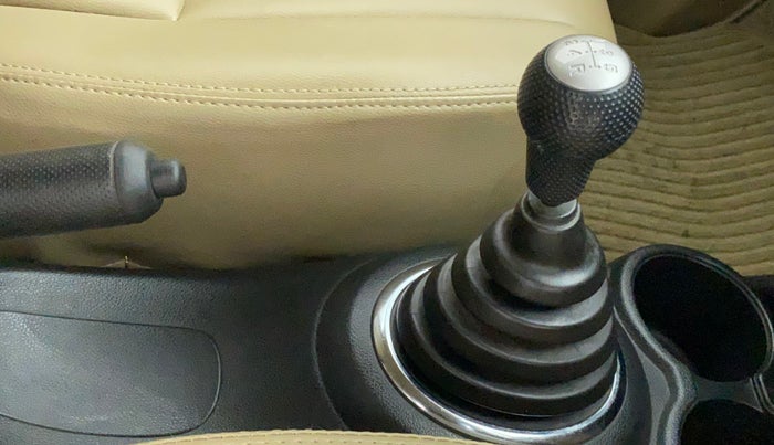 2017 Honda Amaze 1.2L I-VTEC VX, Petrol, Manual, 9,413 km, Gear Lever