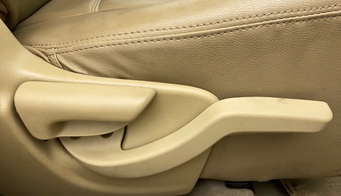 2017 Honda Amaze 1.2L I-VTEC VX, Petrol, Manual, 9,413 km, Driver Side Adjustment Panel