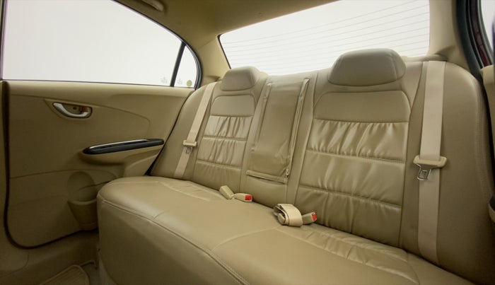 2017 Honda Amaze 1.2L I-VTEC VX, Petrol, Manual, 9,413 km, Right Side Rear Door Cabin