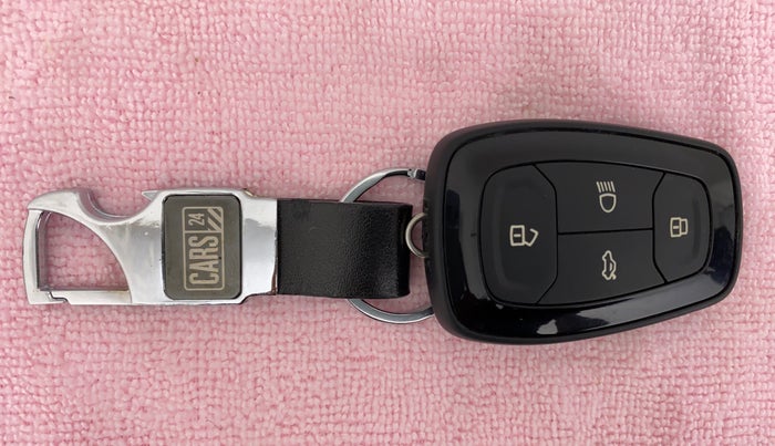 2020 Tata ALTROZ XZ 1.2, Petrol, Manual, 20,841 km, Key Close Up