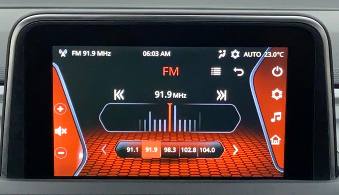 2020 Tata ALTROZ XZ 1.2, Petrol, Manual, 20,841 km, Infotainment System