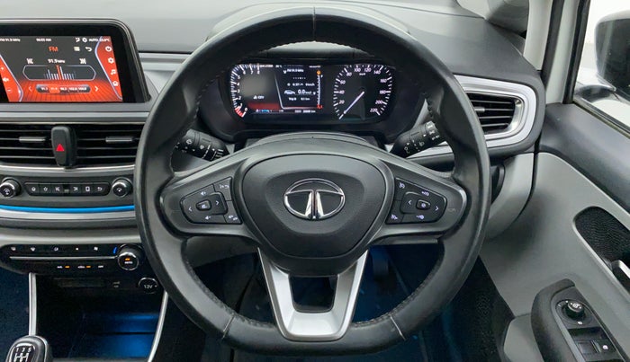 2020 Tata ALTROZ XZ 1.2, Petrol, Manual, 20,841 km, Steering Wheel Close Up