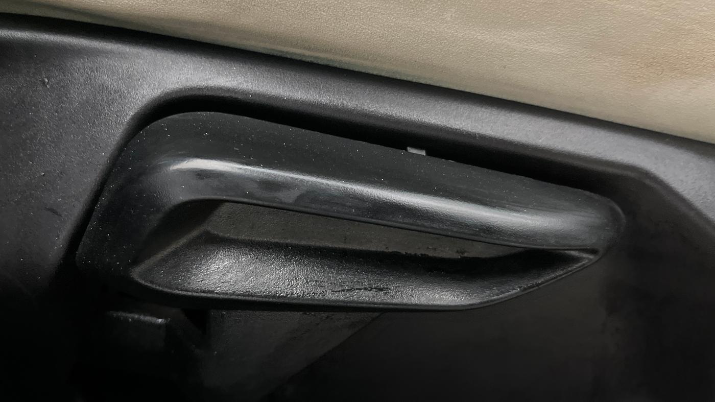 2023 Tata NEXON XZA PLUS LUXURY SUNROOF PETROL, Petrol, Automatic, 57,578 km, Driver Side Adjustment Panel