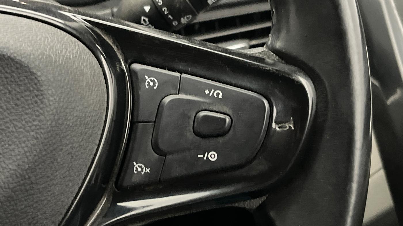 2023 Tata NEXON XZA PLUS LUXURY SUNROOF PETROL, Petrol, Automatic, 57,578 km, Adaptive Cruise Control