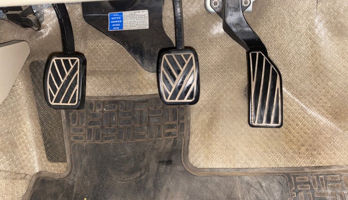 2018 Maruti Ciaz ALPHA 1.5 SHVS PETROL, Petrol, Manual, 66,393 km, Pedals