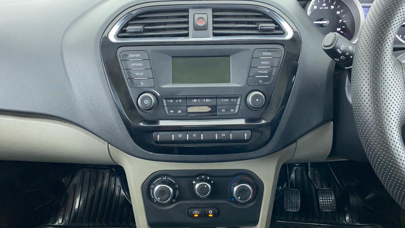 2016 Tata Tiago XZ 1.2 REVOTRON, CNG, Manual, 13,549 km, Air Conditioner